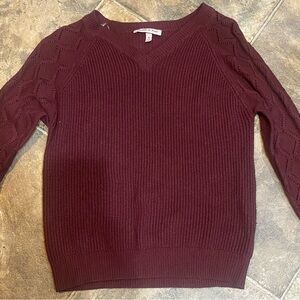 Elegant V-Neck Burgundy Sweater